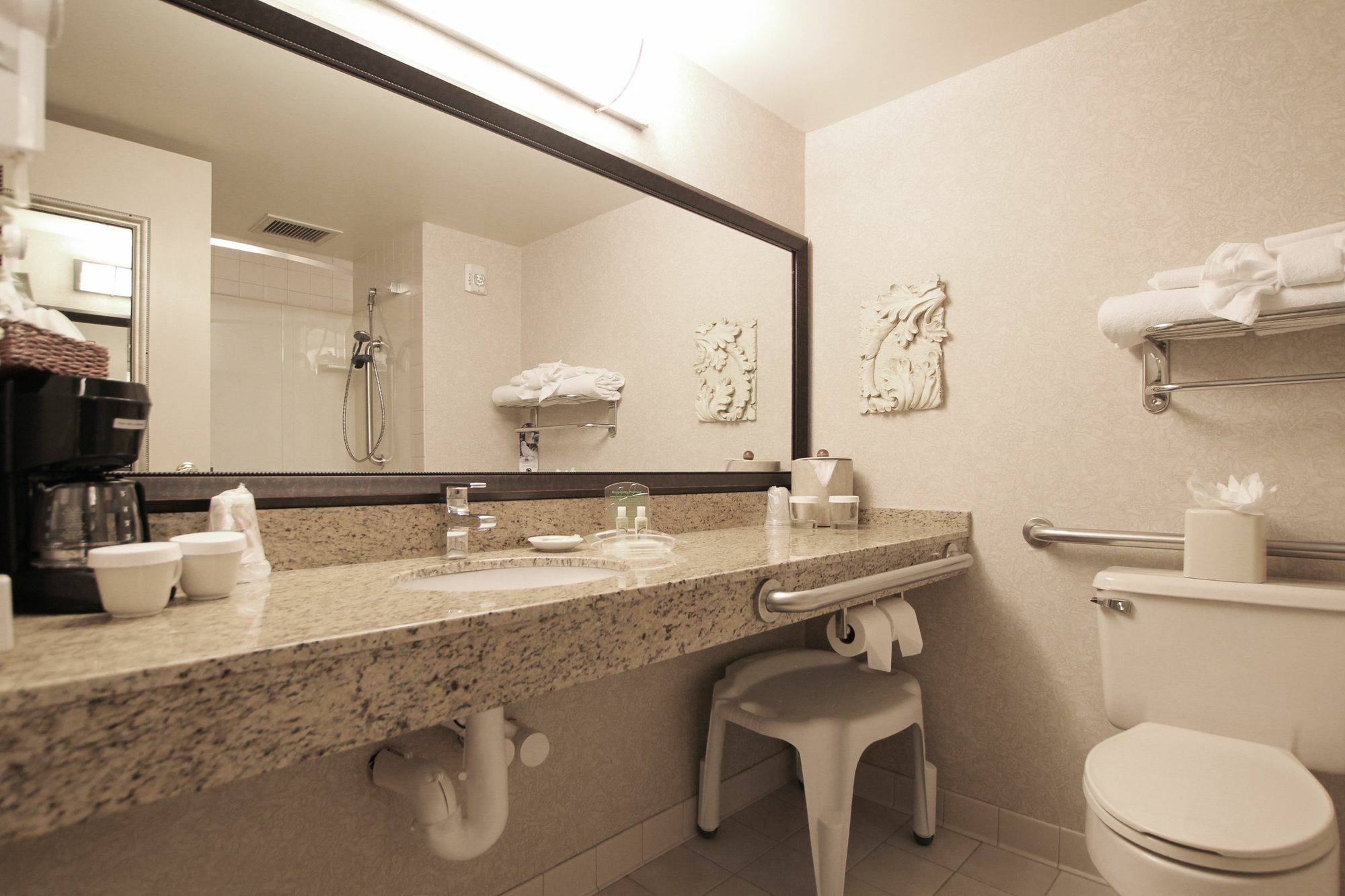 Ramada By Wyndham Minneapolis Airport - Eagan Eksteriør bilde
