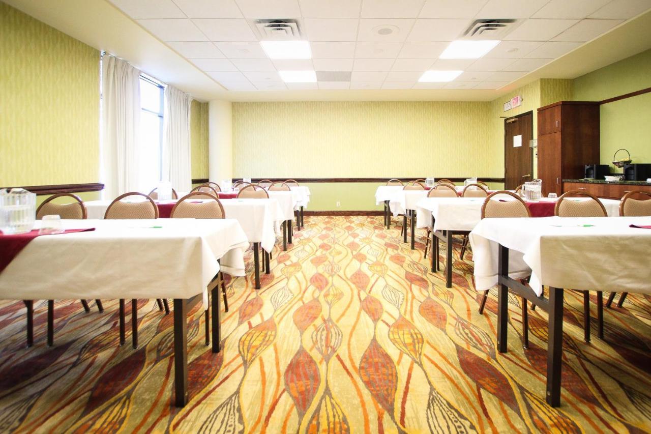 Ramada By Wyndham Minneapolis Airport - Eagan Eksteriør bilde